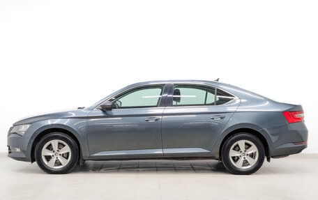 Skoda Superb III рестайлинг, 2018 год, 1 990 000 рублей, 8 фотография