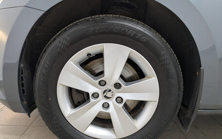 Skoda Superb III рестайлинг, 2018 год, 1 990 000 рублей, 11 фотография