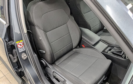 Skoda Superb III рестайлинг, 2018 год, 1 990 000 рублей, 21 фотография