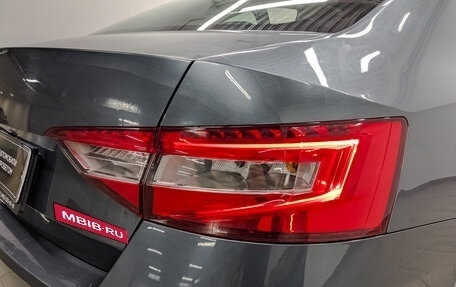 Skoda Superb III рестайлинг, 2018 год, 1 990 000 рублей, 25 фотография