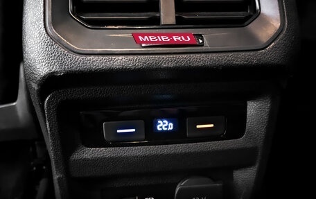 Volkswagen Tiguan II, 2019 год, 2 300 000 рублей, 25 фотография