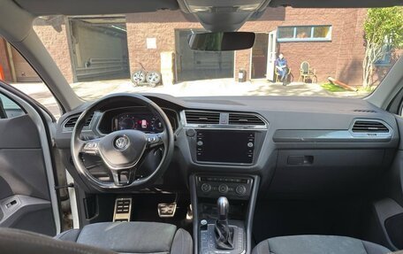 Volkswagen Tiguan II, 2020 год, 2 770 000 рублей, 5 фотография