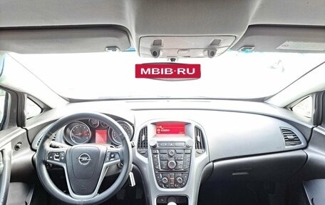 Opel Astra J, 2014 год, 690 000 рублей, 14 фотография