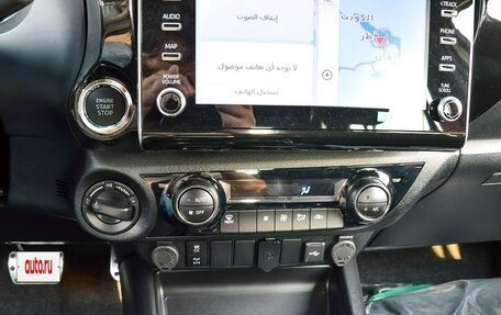 Toyota Hilux VIII, 2025 год, 8 300 000 рублей, 11 фотография