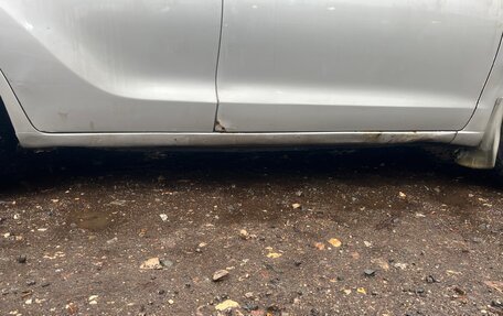 Toyota Matrix, 2005 год, 420 000 рублей, 9 фотография