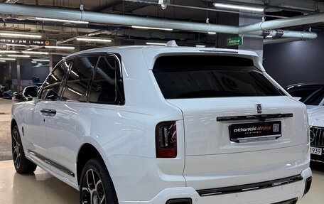 Rolls-Royce Cullinan, 2025 год, 69 700 000 рублей, 13 фотография