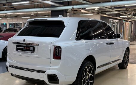 Rolls-Royce Cullinan, 2025 год, 69 700 000 рублей, 10 фотография