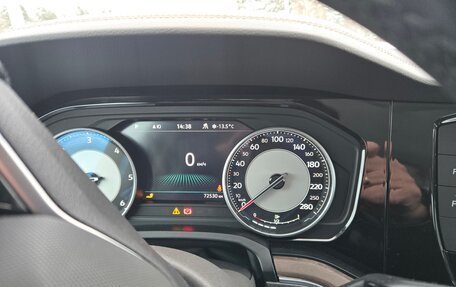 Volkswagen Touareg III, 2021 год, 6 500 000 рублей, 8 фотография