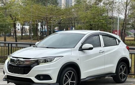 Honda Vezel, 2022 год, 1 400 000 рублей, 1 фотография