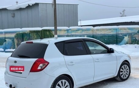 KIA cee'd I рестайлинг, 2011 год, 780 000 рублей, 2 фотография