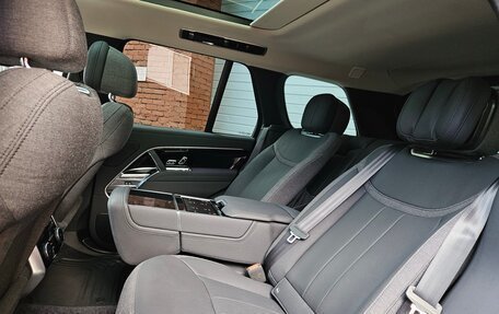 Land Rover Range Rover IV рестайлинг, 2023 год, 16 500 000 рублей, 17 фотография