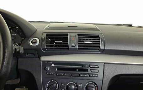 BMW 1 серия, 2011 год, 889 000 рублей, 18 фотография