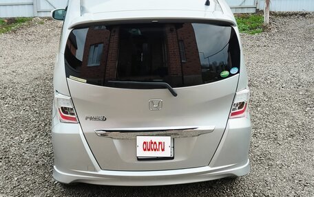 Honda Freed I, 2012 год, 1 350 000 рублей, 6 фотография