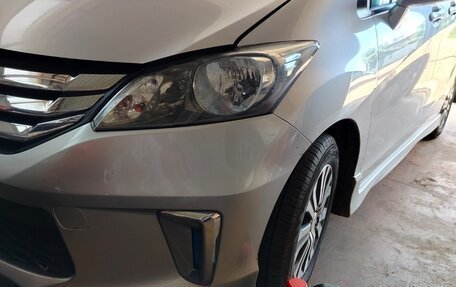 Honda Freed I, 2012 год, 1 350 000 рублей, 10 фотография