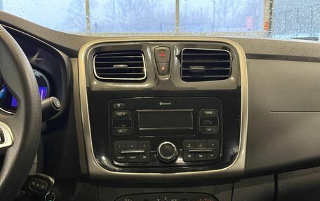 Renault Logan II, 2018 год, 797 000 рублей, 9 фотография