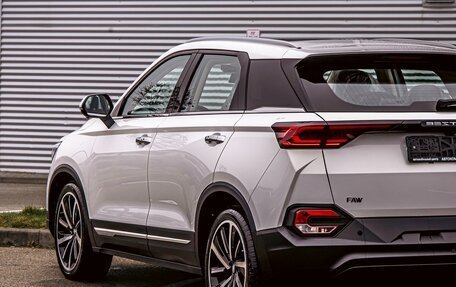 FAW Bestune T77, 2024 год, 1 895 000 рублей, 9 фотография
