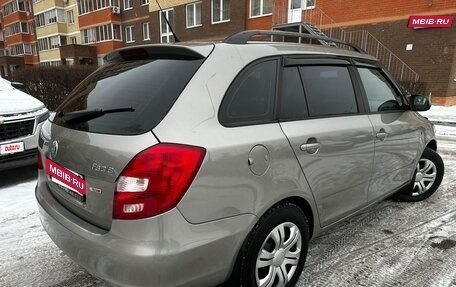 Skoda Fabia II, 2010 год, 590 000 рублей, 3 фотография