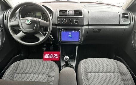 Skoda Fabia II, 2010 год, 590 000 рублей, 9 фотография