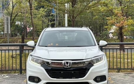 Honda Vezel, 2022 год, 1 400 000 рублей, 2 фотография