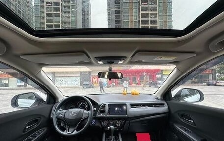 Honda Vezel, 2022 год, 1 400 000 рублей, 7 фотография