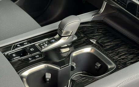 Lexus RX IV рестайлинг, 2025 год, 7 550 000 рублей, 11 фотография