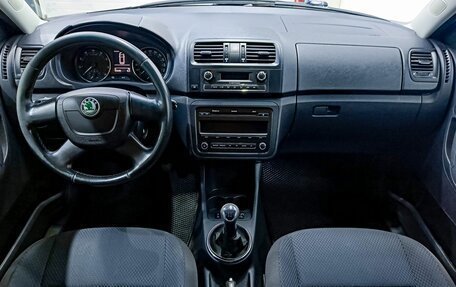 Skoda Fabia II, 2011 год, 599 000 рублей, 8 фотография