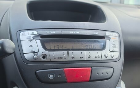 Peugeot 107 I рестайлинг, 2007 год, 299 000 рублей, 19 фотография