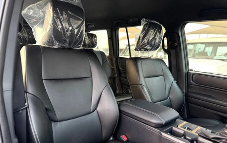 Toyota Land Cruiser Prado, 2025 год, 8 199 000 рублей, 2 фотография