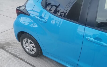 Toyota Yaris, 2020 год, 1 300 000 рублей, 17 фотография