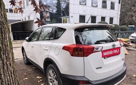 Toyota RAV4, 2013 год, 1 550 000 рублей, 2 фотография