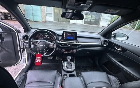 KIA Cerato IV, 2022 год, 2 050 000 рублей, 9 фотография