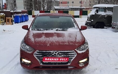 Hyundai Solaris II рестайлинг, 2017 год, 1 100 000 рублей, 1 фотография