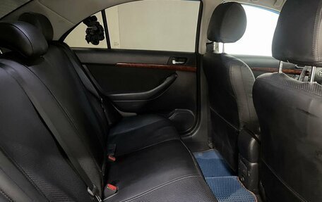 Toyota Avensis III рестайлинг, 2006 год, 620 000 рублей, 18 фотография