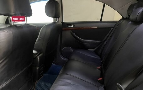 Toyota Avensis III рестайлинг, 2006 год, 620 000 рублей, 13 фотография