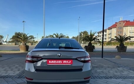 Skoda Superb III рестайлинг, 2019 год, 3 395 000 рублей, 8 фотография