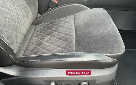 Skoda Superb III рестайлинг, 2019 год, 3 395 000 рублей, 23 фотография