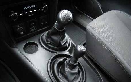 Chevrolet Niva I рестайлинг, 2019 год, 900 000 рублей, 12 фотография
