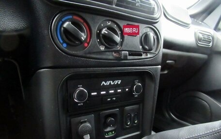 Chevrolet Niva I рестайлинг, 2019 год, 900 000 рублей, 13 фотография