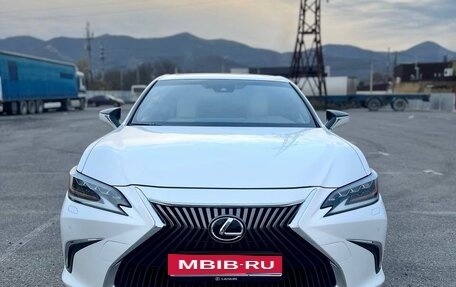 Lexus ES VII, 2019 год, 3 499 999 рублей, 1 фотография