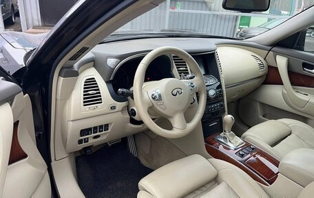 Infiniti FX II, 2013 год, 2 100 000 рублей, 7 фотография