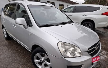 KIA Carens III (RP), 2007 год, 590 000 рублей, 2 фотография
