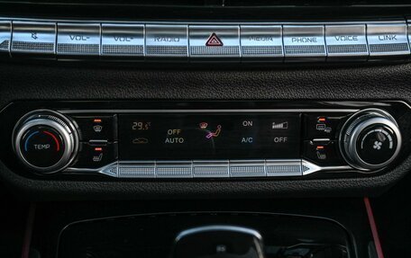 FAW Bestune T77, 2024 год, 2 090 000 рублей, 19 фотография