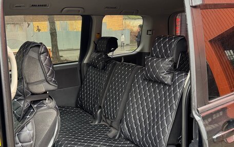 Toyota Noah III, 2008 год, 1 550 000 рублей, 17 фотография