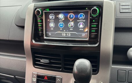 Toyota Noah III, 2008 год, 1 550 000 рублей, 19 фотография