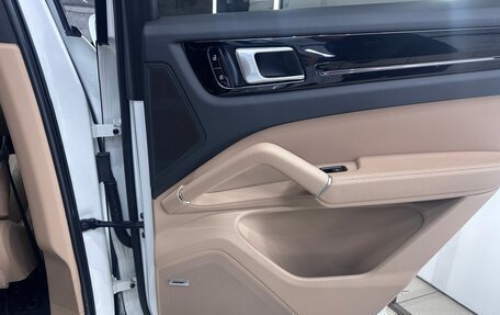 Porsche Cayenne III, 2021 год, 10 200 000 рублей, 23 фотография