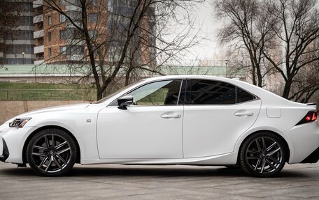 Lexus IS III, 2020 год, 3 800 000 рублей, 6 фотография