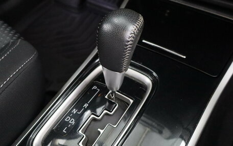 Mitsubishi Outlander III рестайлинг 3, 2018 год, 1 969 000 рублей, 10 фотография