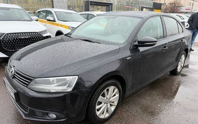 Volkswagen Jetta VI, 2013 год, 719 000 рублей, 1 фотография