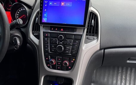 Opel Astra J, 2011 год, 650 000 рублей, 9 фотография