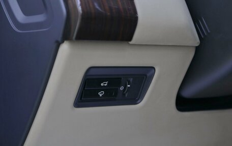 Land Rover Range Rover IV рестайлинг, 2014 год, 3 199 000 рублей, 11 фотография